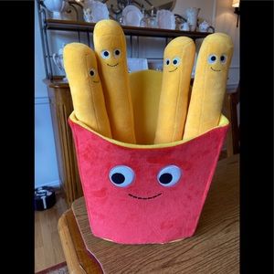 Yummy World Large Fries